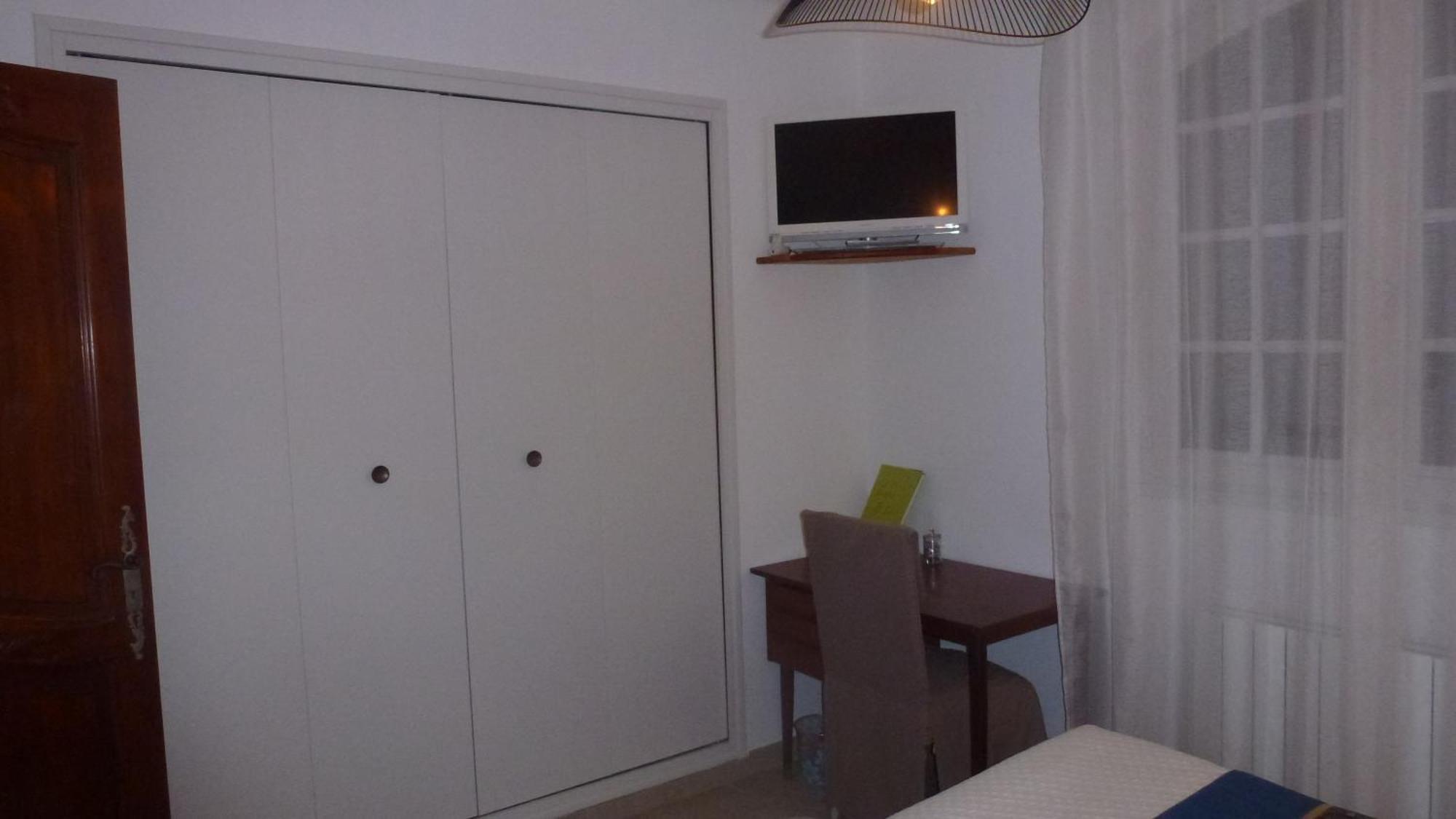 Chambre D'Hotes La Pinede Lambesc Εξωτερικό φωτογραφία